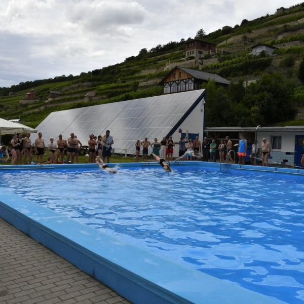 Der Schwimmwettkampf Im Schonen Freyburger Freibad 20 